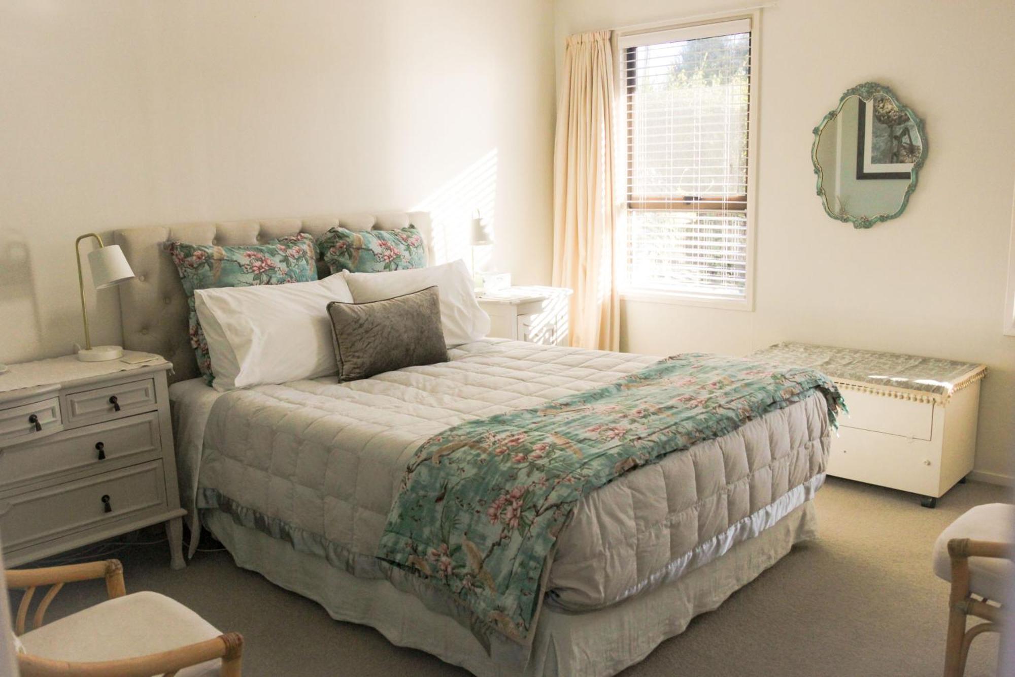 Magnolia House Bed & Breakfast Бленхайм Екстериор снимка